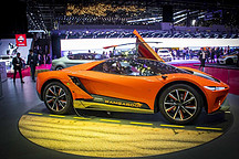 2019日内瓦车展丨内燃机VS纯电动，谁能统治超跑界？