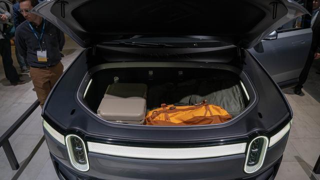 “電動版攬勝”？7座純電動SUV亮相洛杉磯車展，續(xù)航里程超600Km