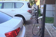 燃油车“霸占”充电位，充电难依然是制约新能源发展的主要因素