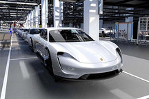 还未上市就抢空？保时捷纯电动Taycan限制了我的想象力