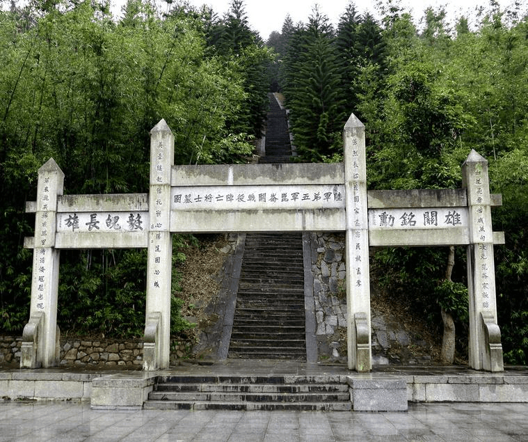 點(diǎn)擊進(jìn)入看圖評(píng)論