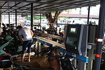 新能源车小区充电桩难寻？各地积极解决社区建桩难的问题