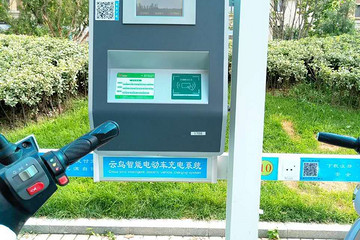 2019年广州小区充电桩保有量5万个，充电服务达80万千瓦