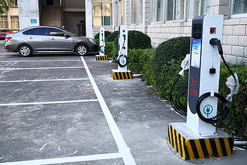 海南抓好新能源充電樁運(yùn)行維護(hù)與財(cái)政補(bǔ)貼、確保車樁比低于3:1