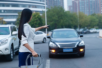 網(wǎng)約車(chē)生意幾何？