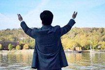 “人生苦短，过往清零”，祁玉民退休，接棒者阎秉哲又是谁