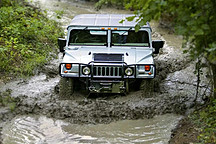 施瓦辛格给自己的悍马安装了电池和电机，通用会这样做吗？