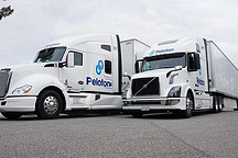 卡车司机有了“超能力”：一人驾驶两辆卡车