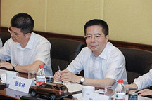 其他厂商裁员时，长安裁了200亿库存