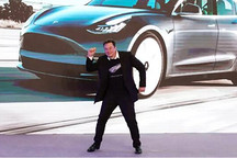 马在跑，舞在跳：在其他车企的坟头上