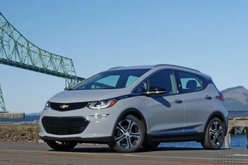 通用CEO：电动车普及需要几十年，自动驾驶5年内必实现