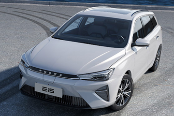 上汽荣威4月新能源为何不涨？网友：这老哥能处！