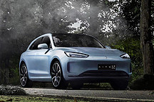 30萬買Macan？華為系統(tǒng)加持，續(xù)航、配置優(yōu)于Model Y的電動車