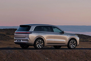 新势力10月销量：哪吒冠军依旧，“蔚小理”齐下滑