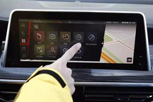 为“有趣的灵魂”付费，你觉得车载互联系统是刚需还是噱头？