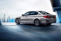 插电混动让纯电动无路可走？