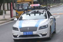 中国内地首辆自动驾驶出租车广州投入试运营