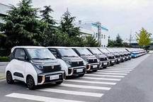 宝骏推两座新能源汽车，一年就卖出2.3万辆，国外媒体十分好奇