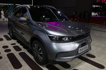 2019上海国际车展新美学候选车型——奇点is6