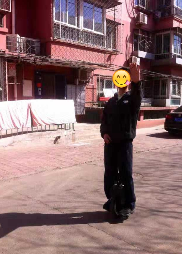 獨(dú)輪車(chē).jpg
