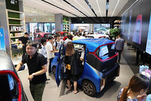 国家一纸政策，新能源车将暴涨数万元，买车的人都排成长队了