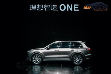 不像蔚来一样搞代工，李想为何选择6.5亿买张准生证？