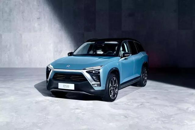 但愿沒把牛皮吹大的電咖旗下天際ME7續(xù)航高達(dá)700km五屏即時互聯(lián)