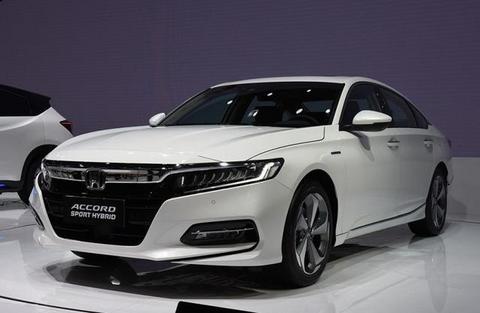 都搭载本田1.5T+CVT和2.0L+电机的混动车型，选雅阁还是INSPIRE？