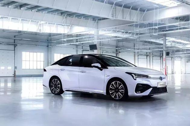 打算買純電動車的看過來，這三款車型可以考慮，配置豐富性價比高