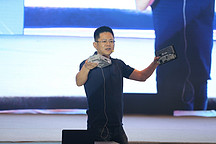 应宜伦和他的博泰又赢了，车联网界的全新物种“随身互联”诞生