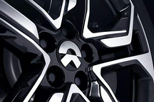 蔚来，现在缺钱了？