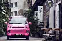 长安造的代步神器，续航205km，一键启动+无钥匙进入，4万起售