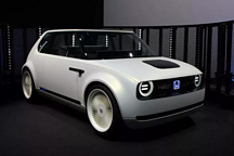 本田首款电动车公布，内饰五块液晶屏，续航250公里