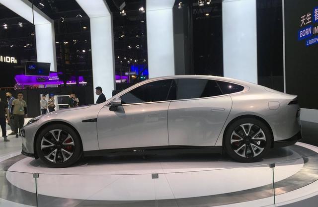 上海車展：智能電動轎跑小鵬P7正式發(fā)布，最低99元即可預(yù)定！