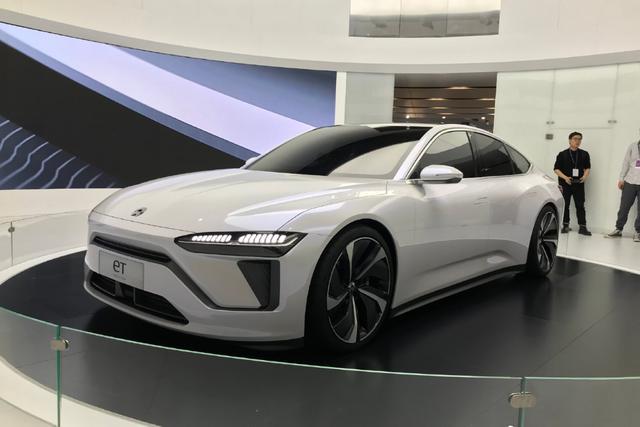 蔚来ET预览版正式亮相，续航超550km，Model 3感觉到压力了么？