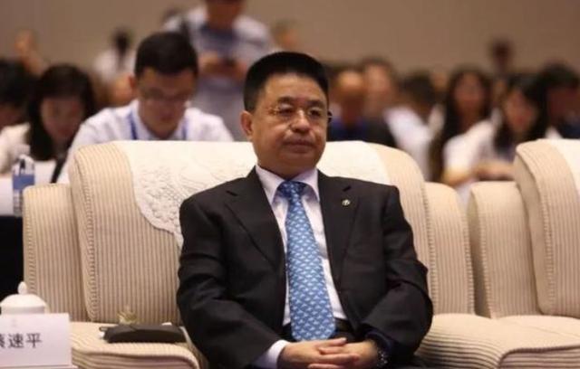 中國(guó)老牌車企要如何應(yīng)對(duì)汽車產(chǎn)業(yè)變革？一汽、長(zhǎng)安等大佬告訴你