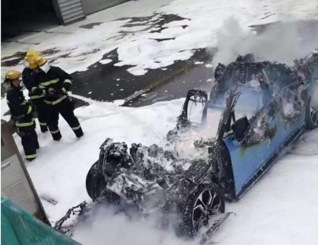 磷酸鐵鋰電池重回車企視野，長安、江淮等新能源小車能更安全嗎？