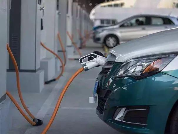 补贴退坡50%,为什么新能源汽车在售价方面没有很明显的浮动?