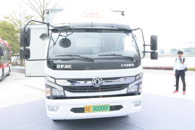充氫3分鐘，續(xù)航400公里，福田、廣汽等氫燃料電池汽車亮相佛山