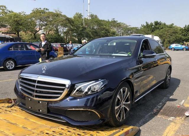 廣州車展前瞻：搭2.0T<a class='link' href='http://ewshbmdt.cn/tag/發(fā)動機' target='_blank'>發(fā)動機</a>，奔馳E級新能源亮相