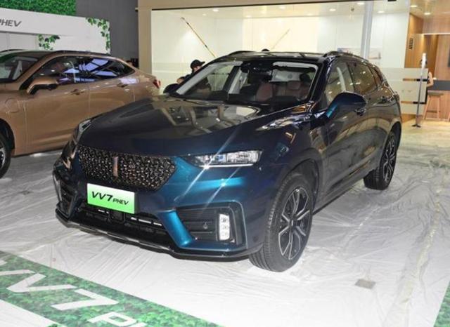 廣州車展前瞻：搭2.0T<a class='link' href='http://ewshbmdt.cn/tag/發(fā)動機' target='_blank'>發(fā)動機</a>，<a class='link'  target='_blank'>WEY VV7 PHEV</a>將上市