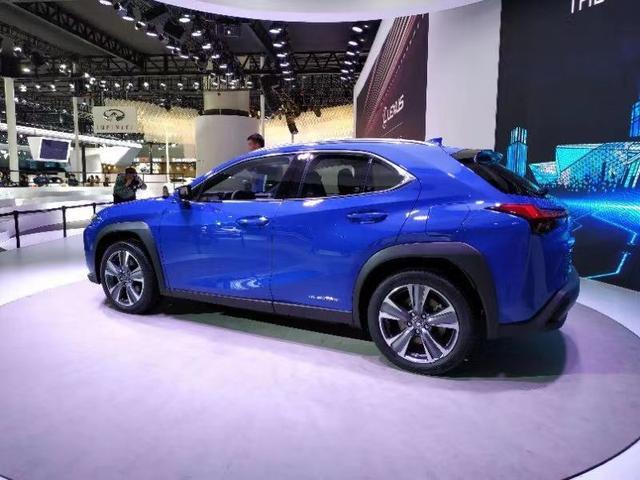 廣州車(chē)展：續(xù)航可達(dá)400公里，雷克薩斯純電動(dòng)車(chē)全球首發(fā)