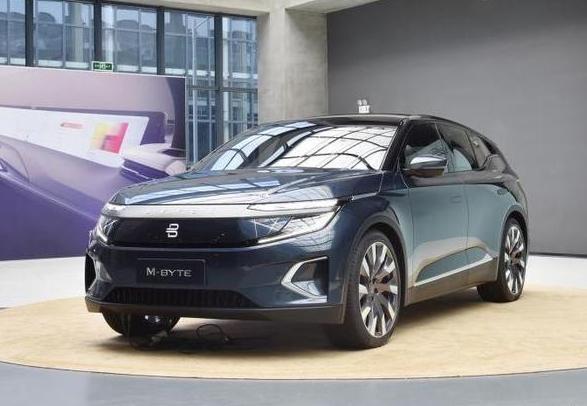 廣州車展：拜騰M-Byte亮相，48寸大屏續(xù)航超500公里