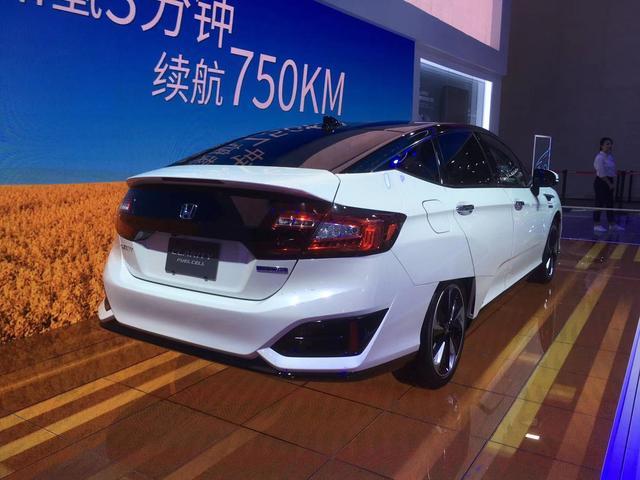 廣州車(chē)展：充氣3分鐘續(xù)航750公里，本田氫能源車(chē)亮相