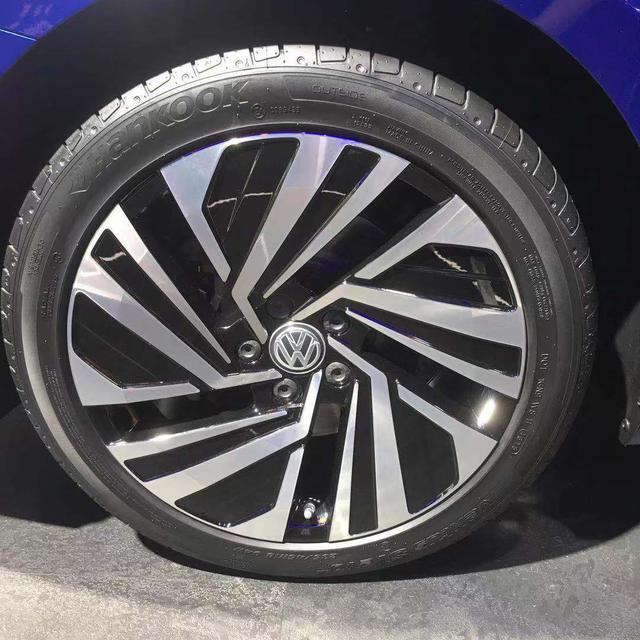 廣州車展：新邁騰GTE亮相，和帕薩特共用動力系統(tǒng)