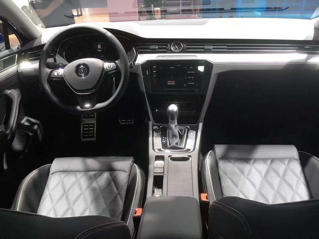 廣州車展：新邁騰GTE亮相，和帕薩特共用動力系統(tǒng)