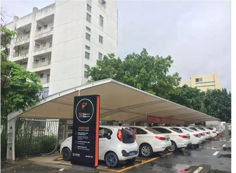车企纷纷布局，充电桩建设成新能源车发展关键，你认为呢？