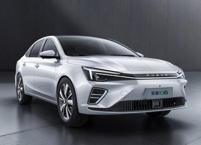 <a class='link'  target='_blank'>榮威Ei6</a>實(shí)車曝光，外觀很有未來(lái)感，續(xù)航達(dá)600公里
