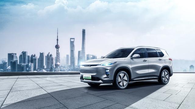多種技術(shù)路線加定制服務(wù)，上汽MAXUS發(fā)布新品牌，兩款新車亮相