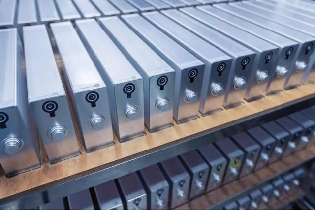 寧德時代第三，松下位居次席，韓系廠商順勢拿下第一？